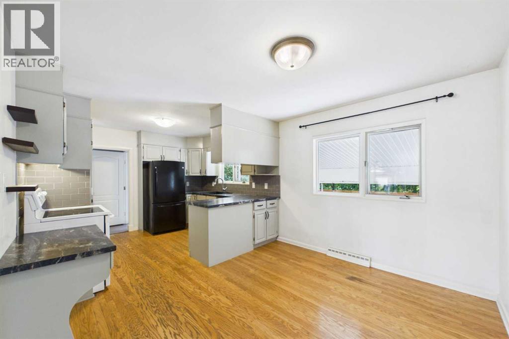 4715 43a Avenue - 7