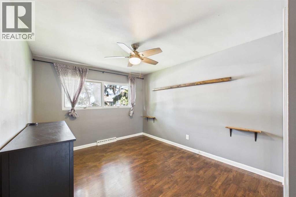 4715 43a Avenue - 18