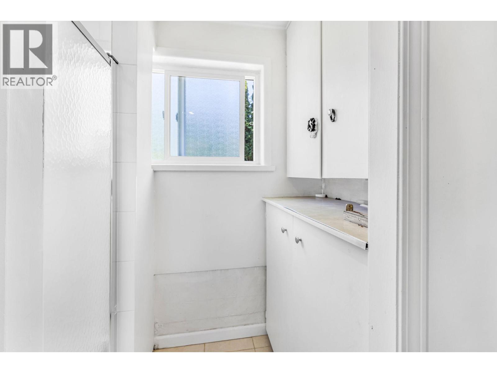 4 Bed, 2 Bath House for Sale in Port Coquitlam – 2715 COAST MERIDIAN ROAD, Port Coquitlam – MLS# R3150391 - Image 20