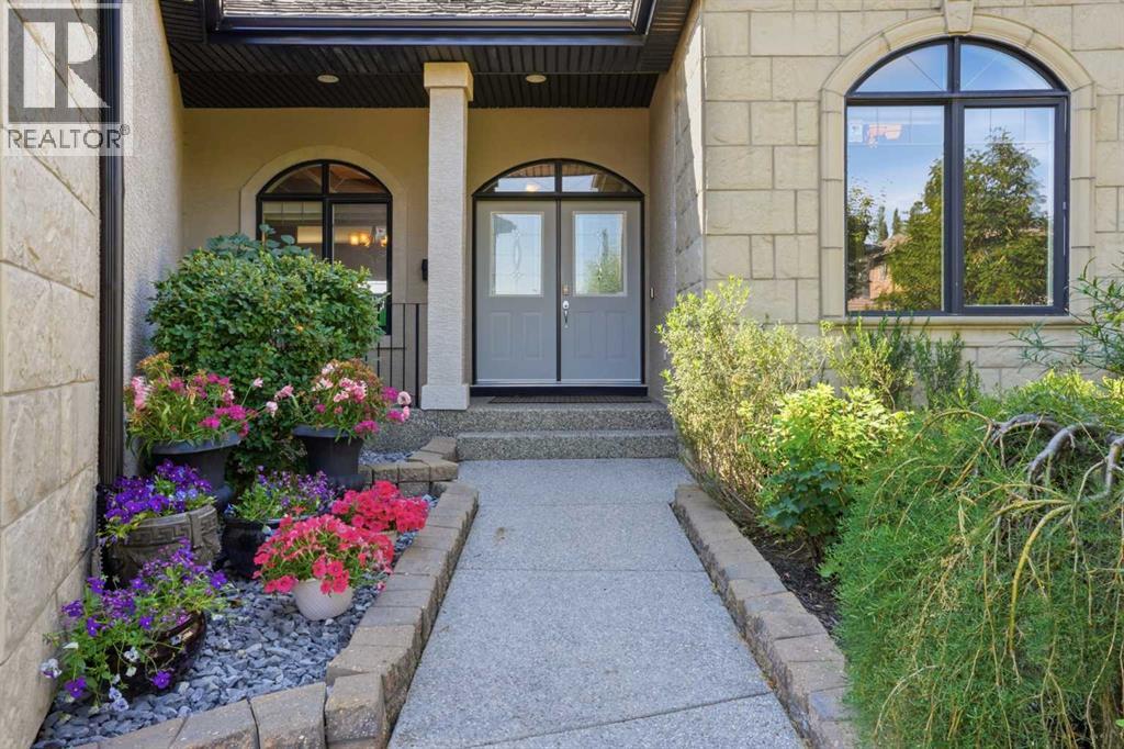 87 Royal Ridge Terrace NW, Royal Oak, Calgary photo 2