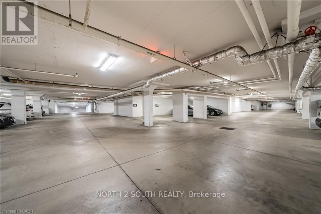 #605 90 CHARLTON AVENUE W - 20