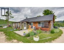 4878 Stepney Road, Spallumcheen, BC V4Y0R7 Photo 9