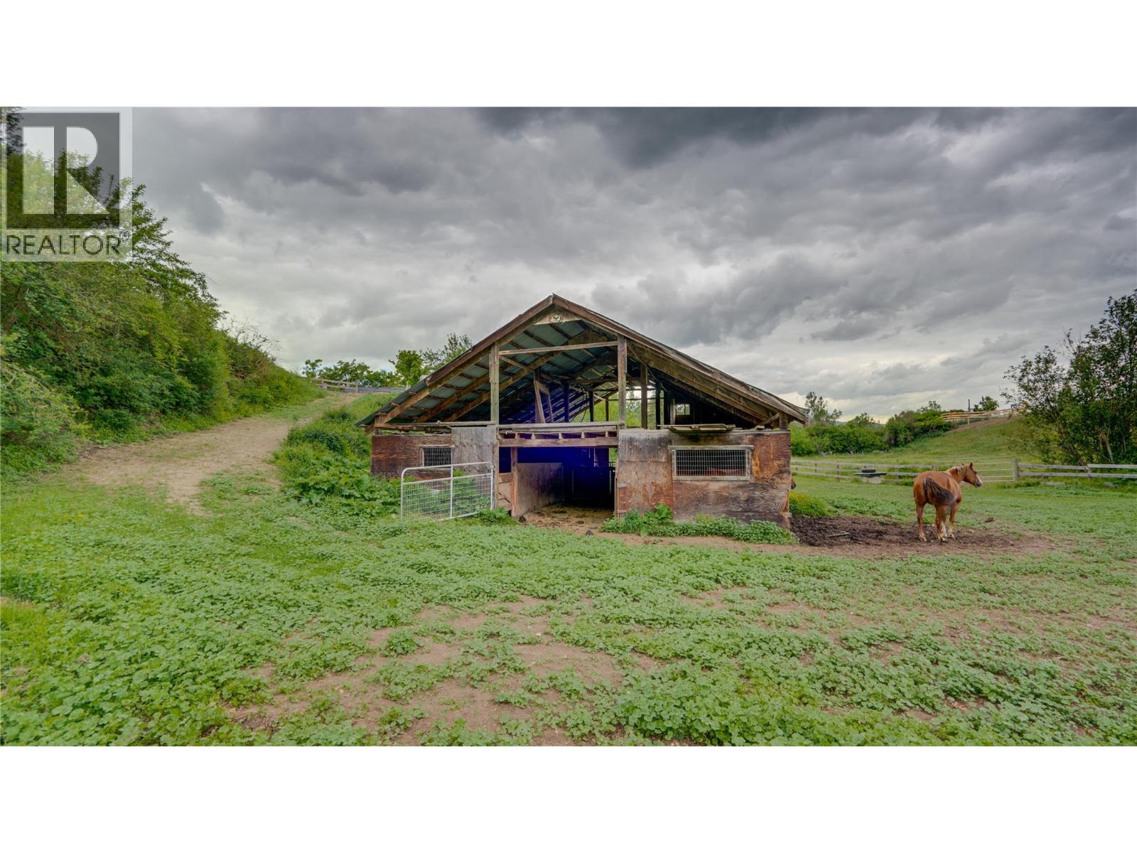  4878 Stepney Road, Spallumcheen