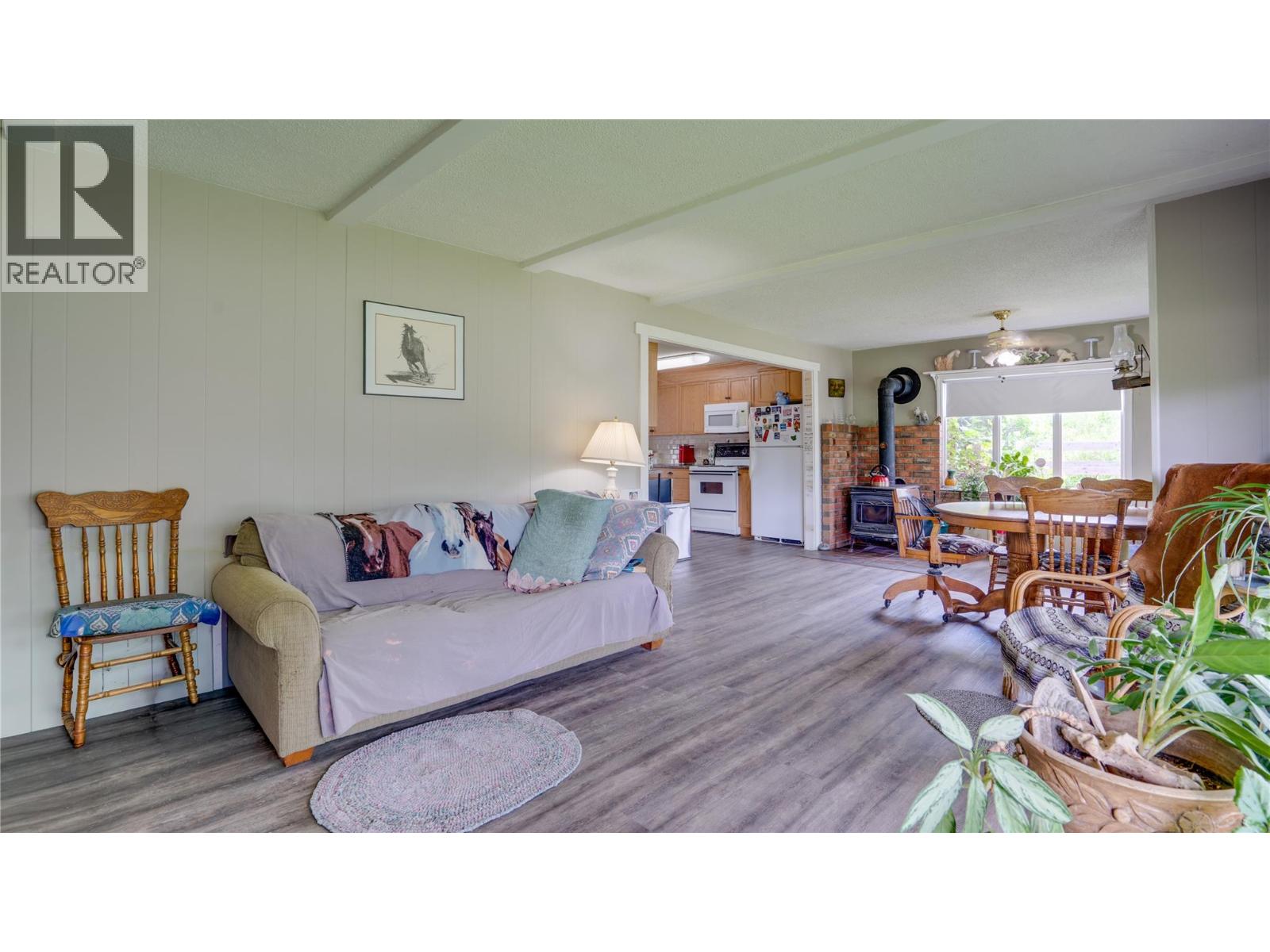  4878 Stepney Road, Spallumcheen