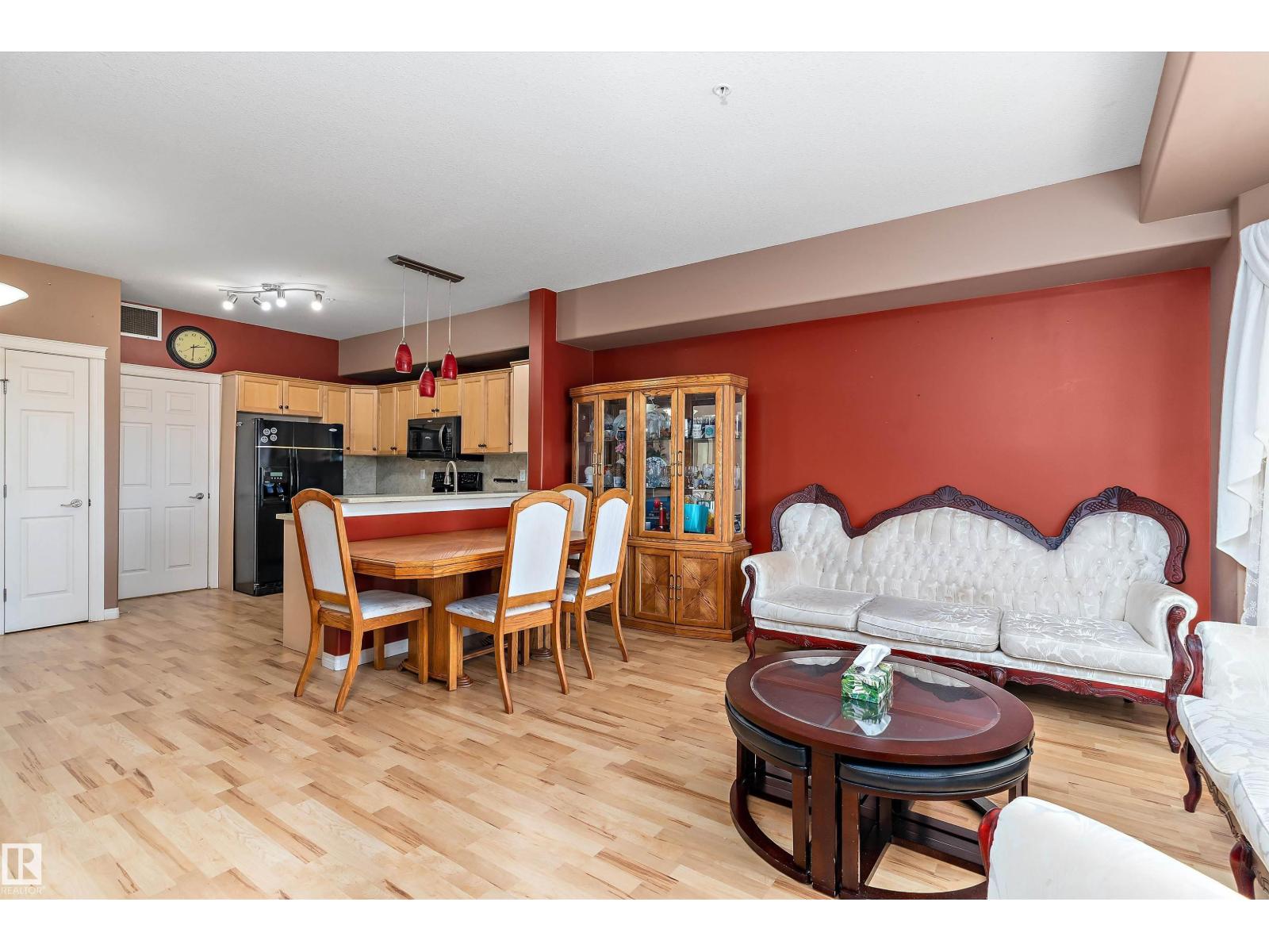 #315 612 111 ST SW - 16