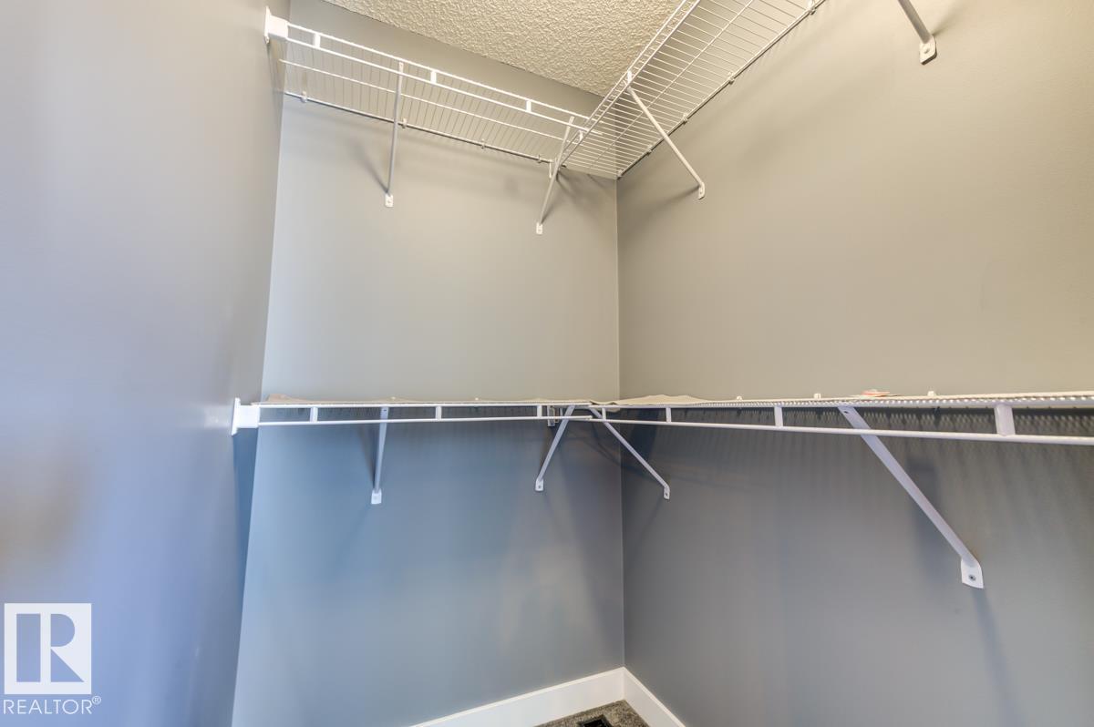 12114 16 AV SW - 35