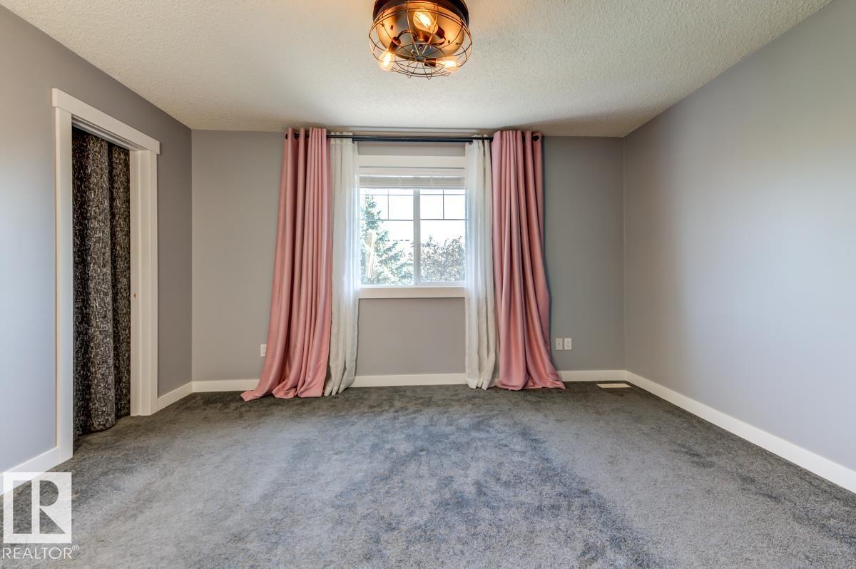 12114 16 AV SW - 30