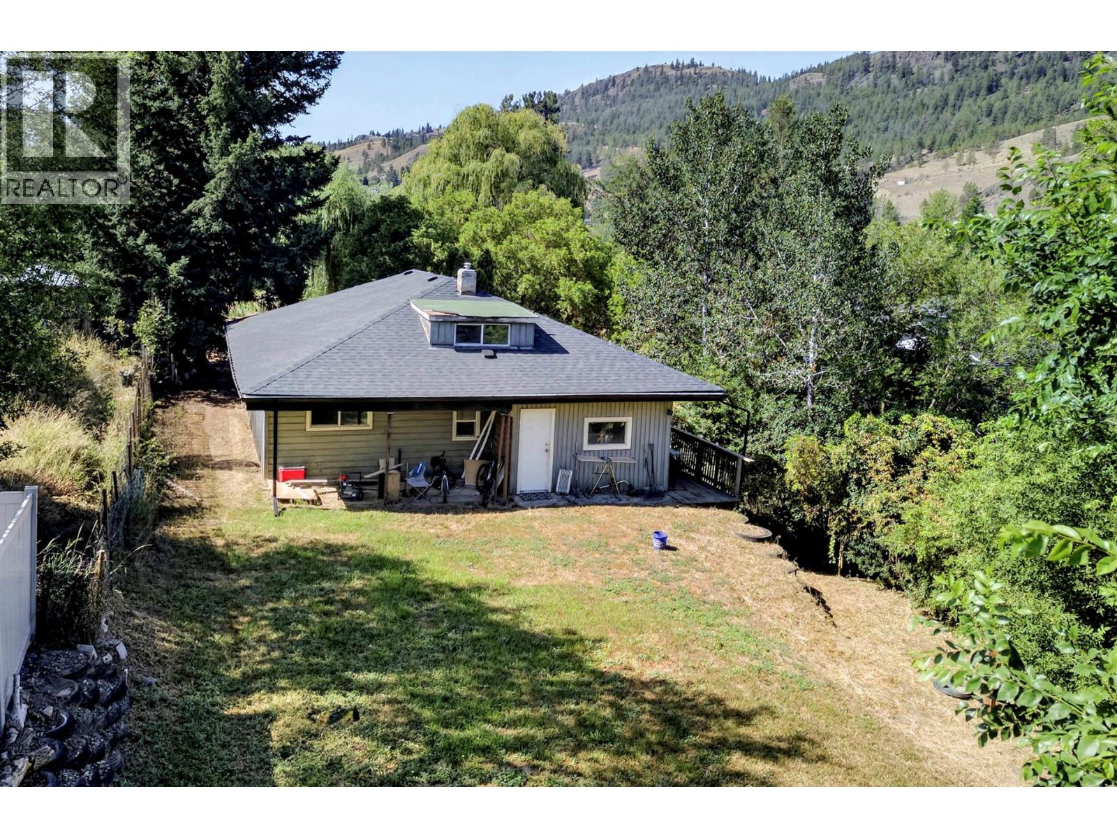 150 Beachview Road - 1