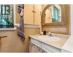 831 4A Street NE - photo 25