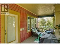 831 4A Street NE - photo 29