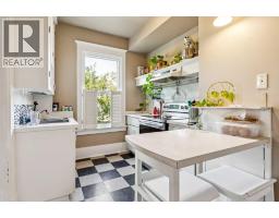 831 4A Street NE - photo 9