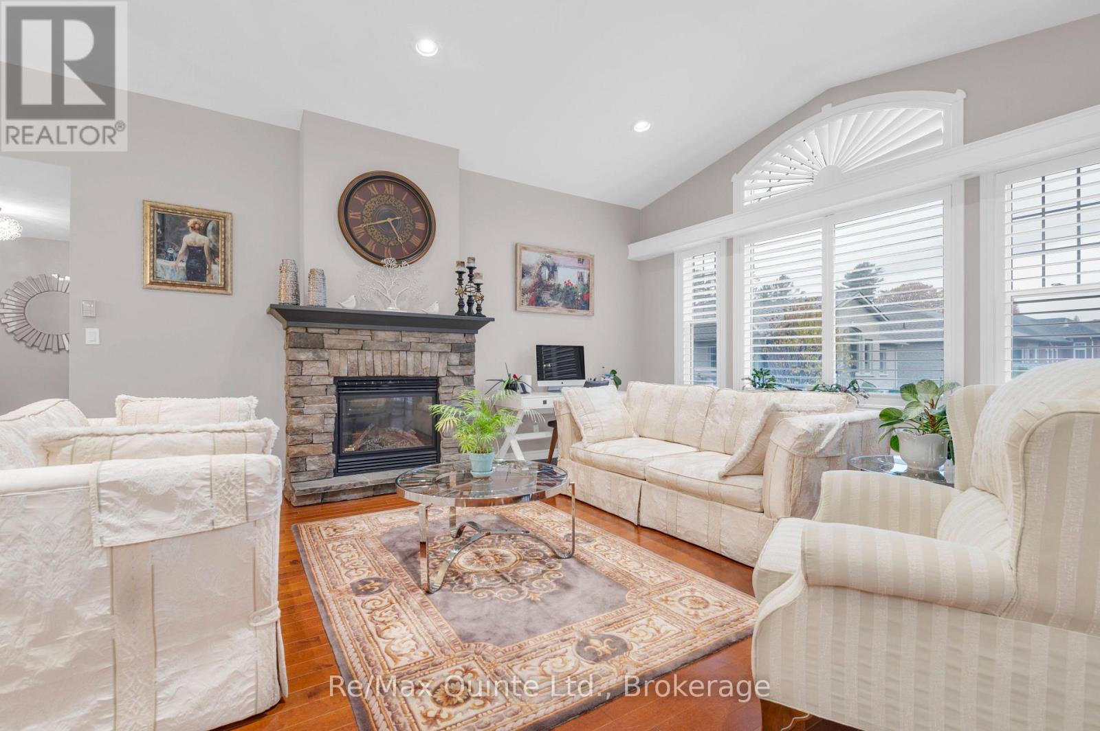 5 HICKORY COURT - Image 11