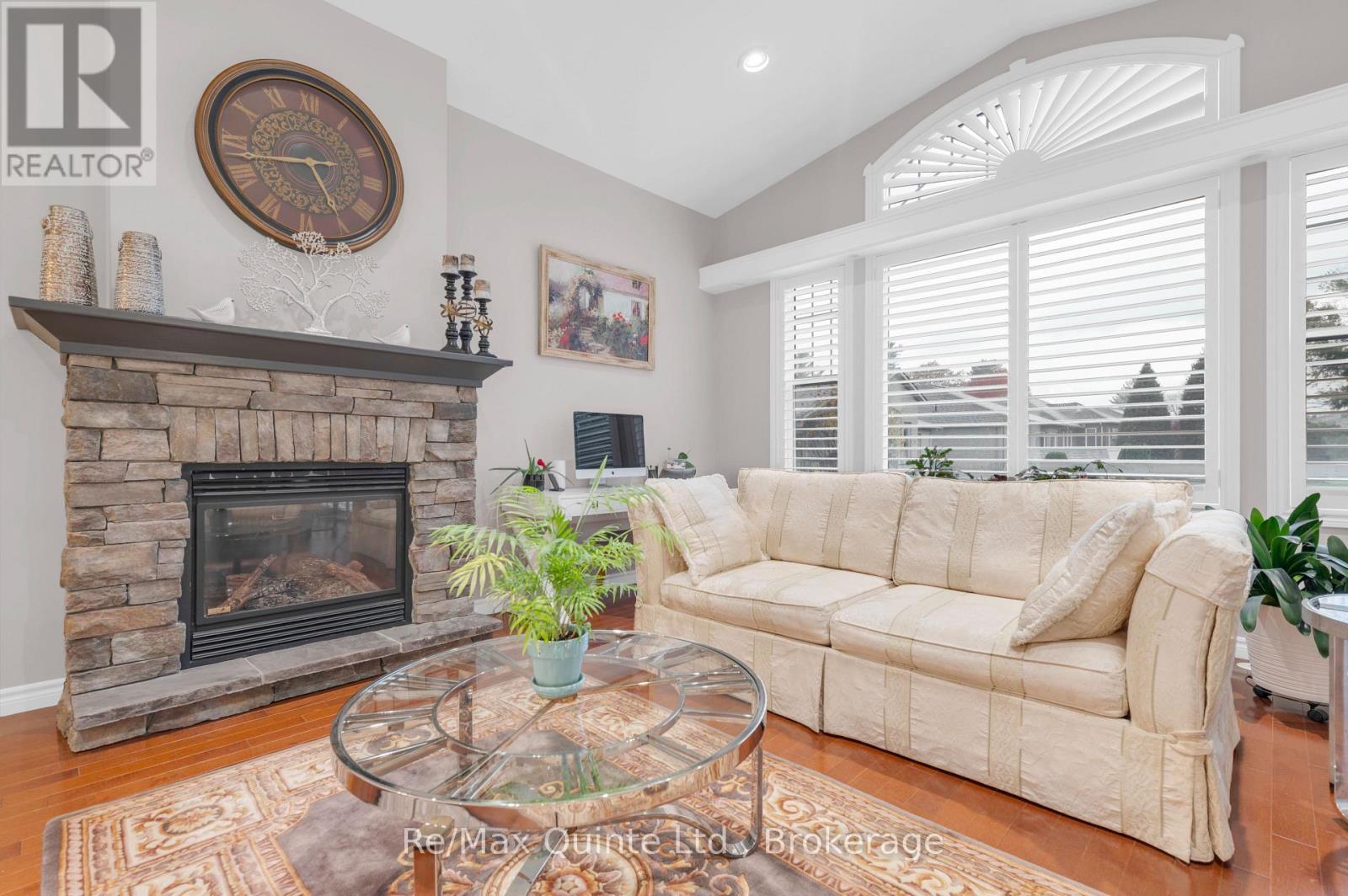 5 HICKORY COURT - Image 13