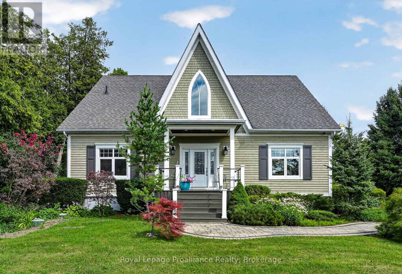 3889 BURNHAM STREET N - 1