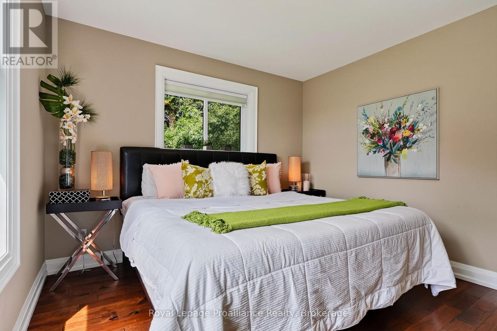 3889 BURNHAM STREET N - Image 22