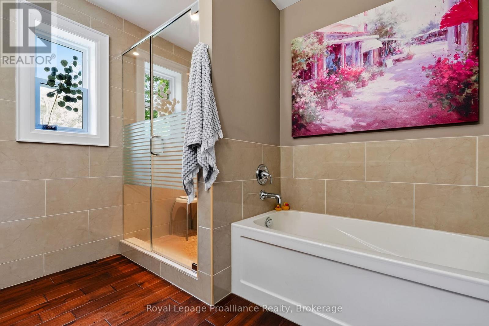 3889 BURNHAM STREET N - Image 36
