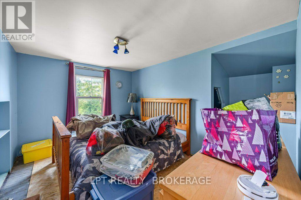 13 KINGSCOURT AVENUE - 17