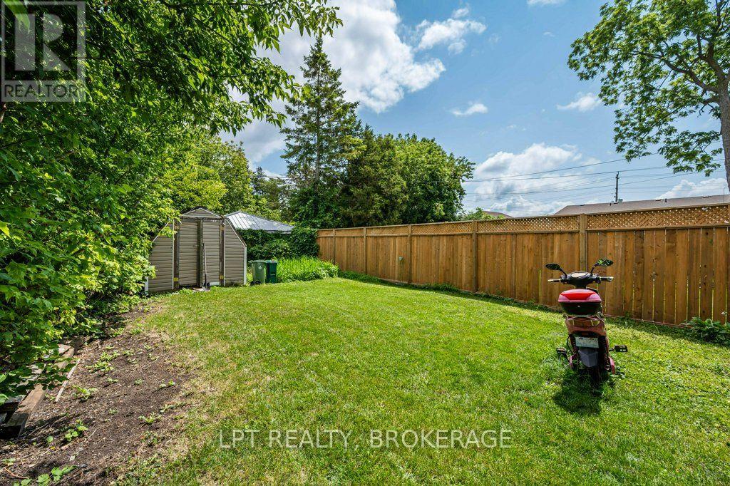 13 KINGSCOURT AVENUE - Image 32