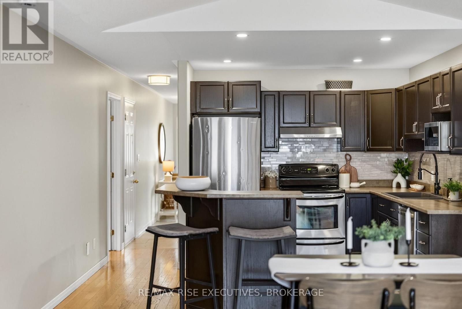 2030 SWANFIELD STREET - 10