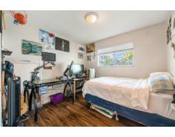 13257 14a Avenue, Surrey, BC V4A1J2 Photo 10
