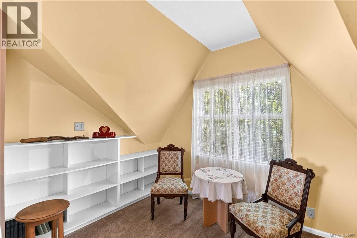 3547 8th Ave - Image 21