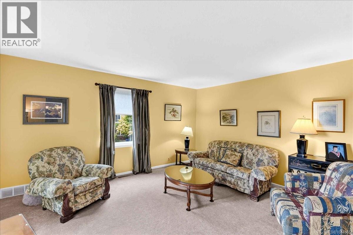 3547 8th Ave - Image 6