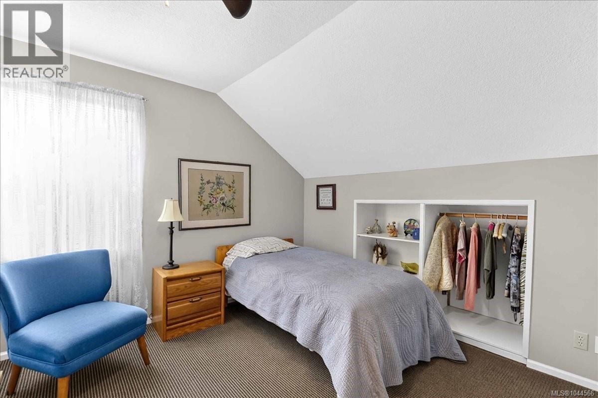 3547 8th Ave - Image 29