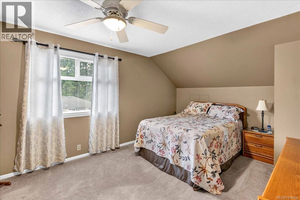 3547 8th Ave - Image 22