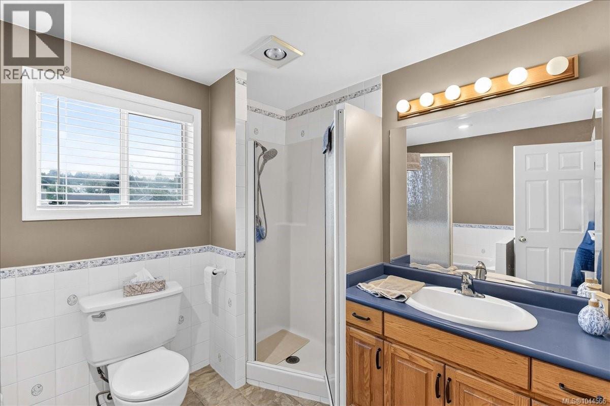 3547 8th Ave - 26