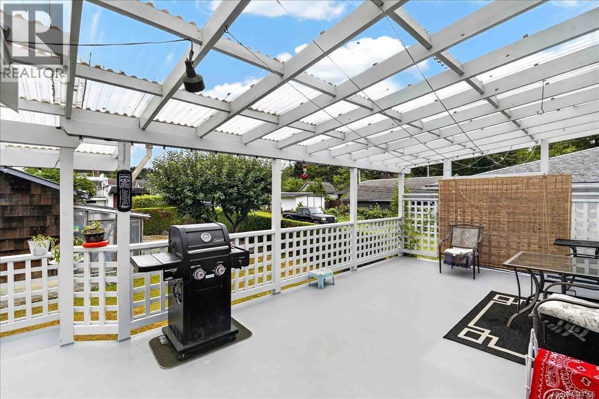 3547 8th Ave - Image 47