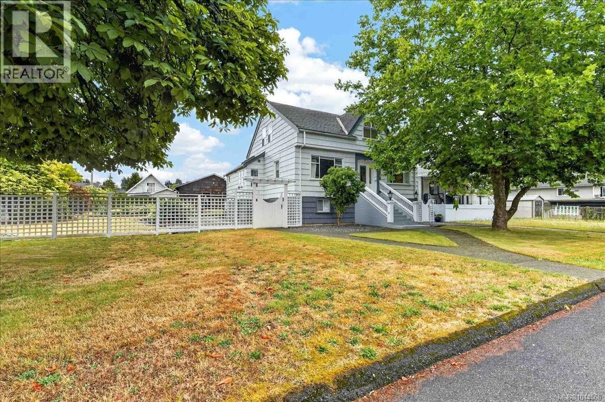 3547 8th Ave - 2