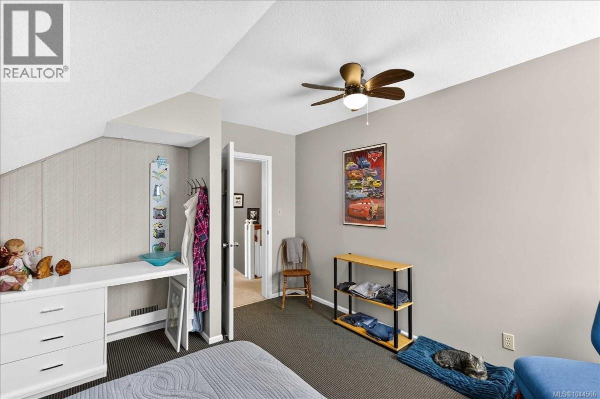3547 8th Ave - Image 28