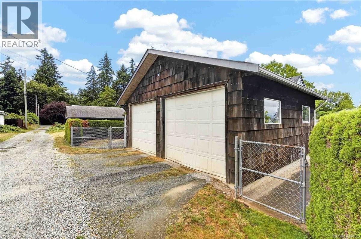 3547 8th Ave - Image 53