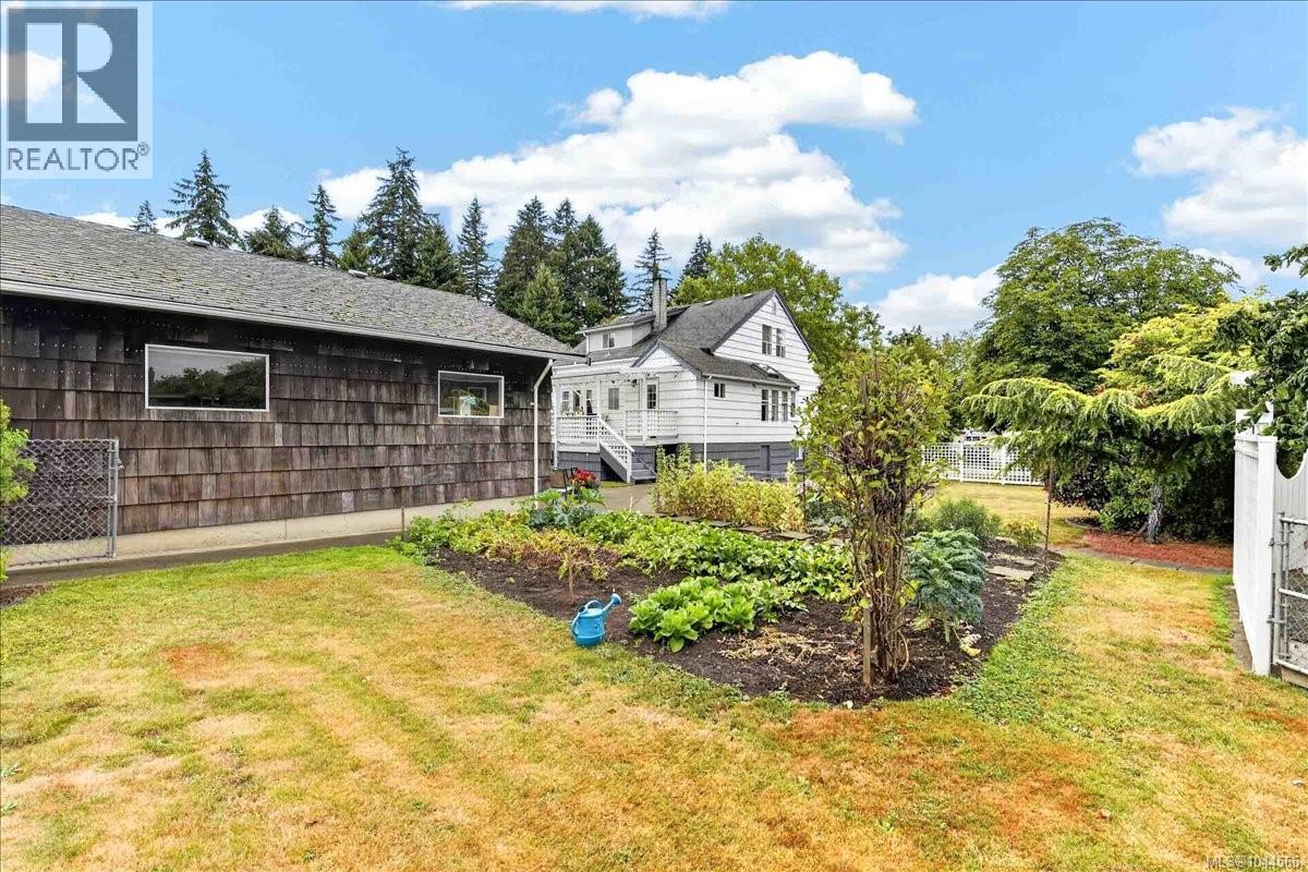 3547 8th Ave - Image 50