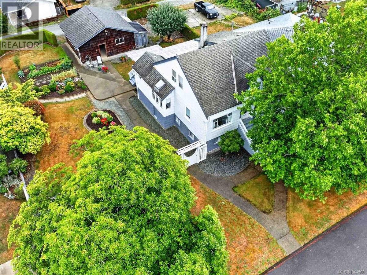 3547 8th Ave - Image 61