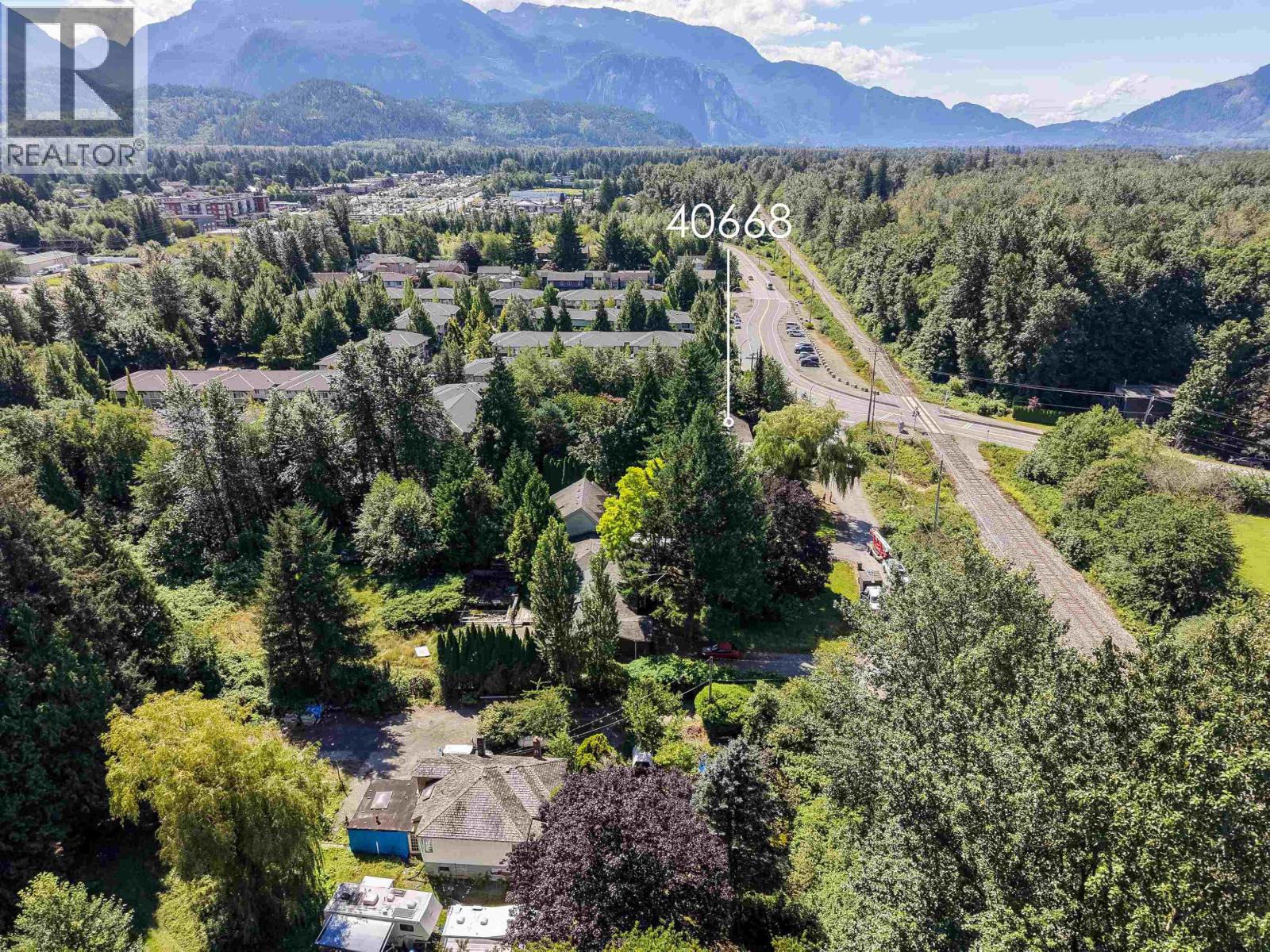 40668 OLSON ROAD, Squamish