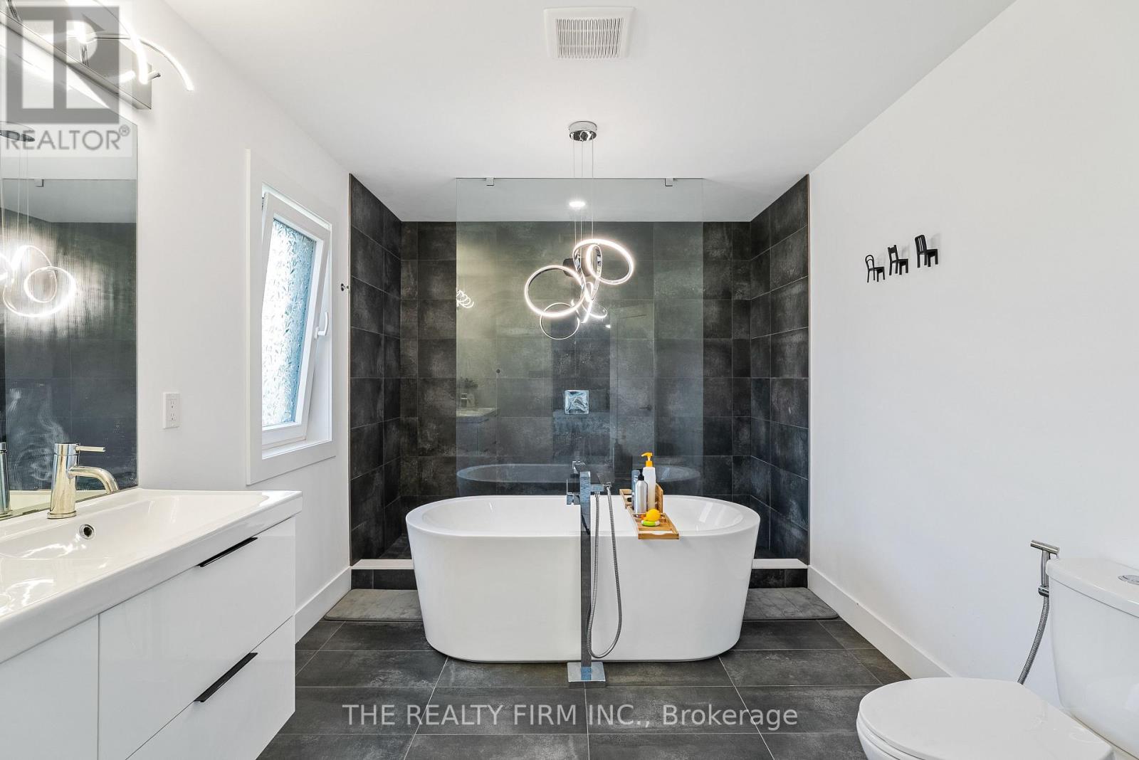 1771 APPLEROCK AVENUE - Image 24