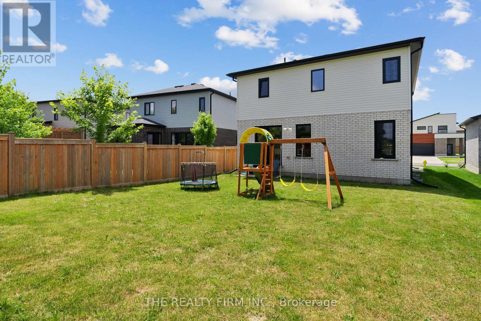 1771 APPLEROCK AVENUE - Image 44
