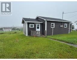 12 Meade Hill Road thumbnail 2