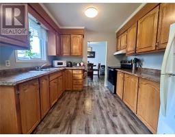 4 Elmwood Crescent thumbnail 11