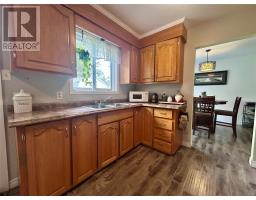4 Elmwood Crescent thumbnail 12