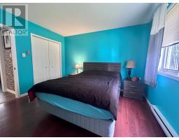 4 Elmwood Crescent thumbnail 15