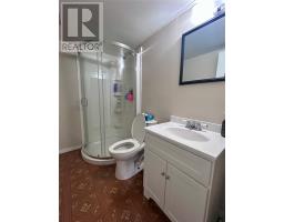 4 Elmwood Crescent thumbnail 24