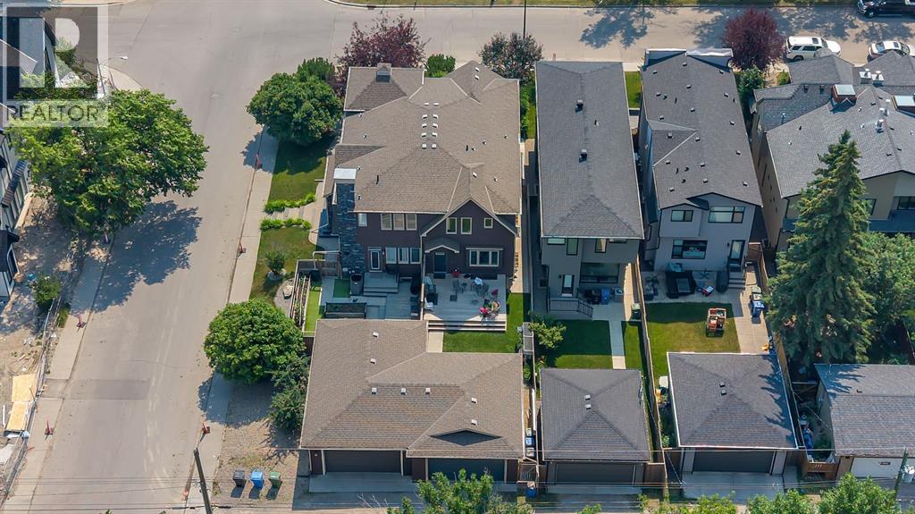 2104 23 Avenue NW - 41