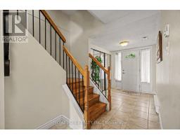 9D CASTLEBROOK LANE — photo 2