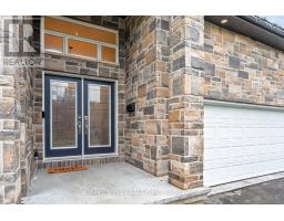 1592 ROSEBELLA AVENUE — photo 3