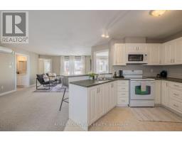 206 OAK LEAF PRIVATE — photo 4