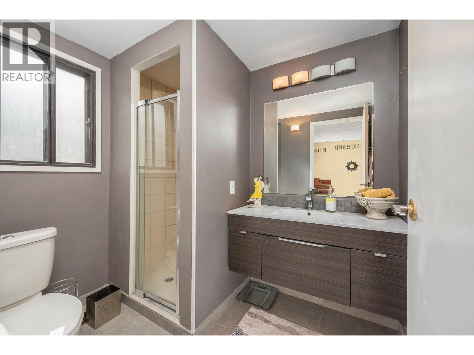 7807 Corona Court - Image 23