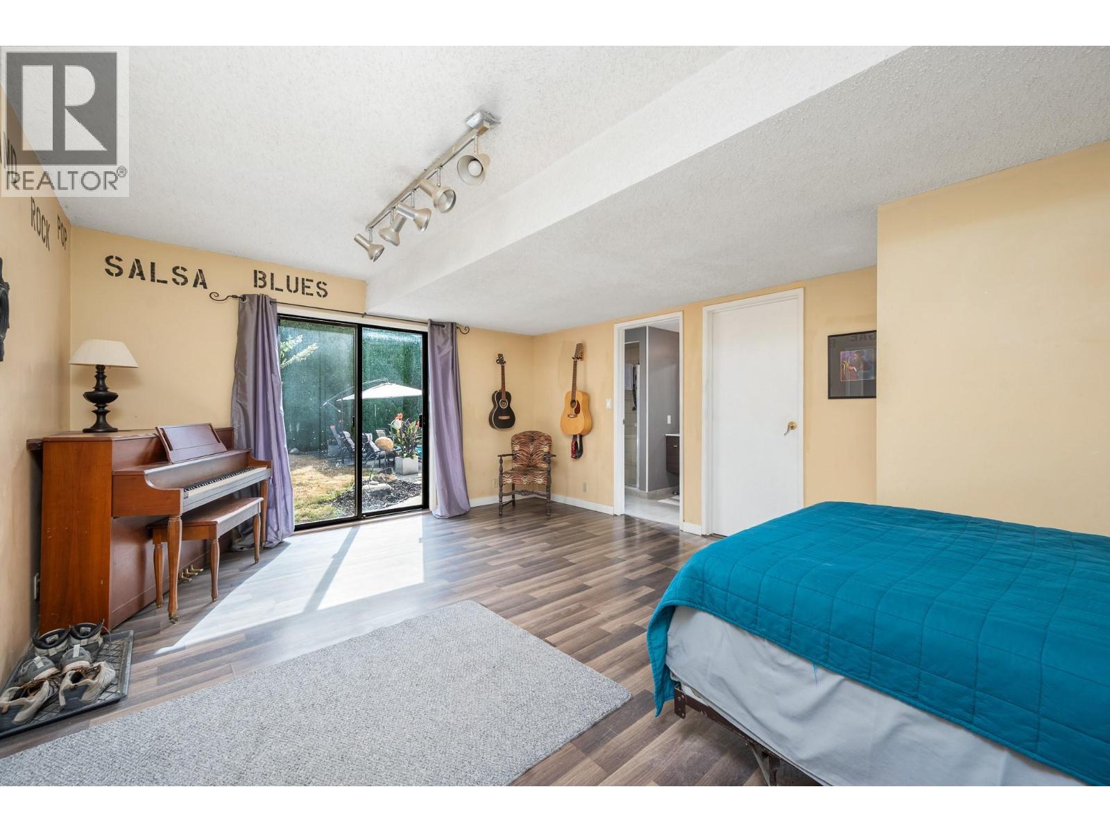 7807 Corona Court - Image 22