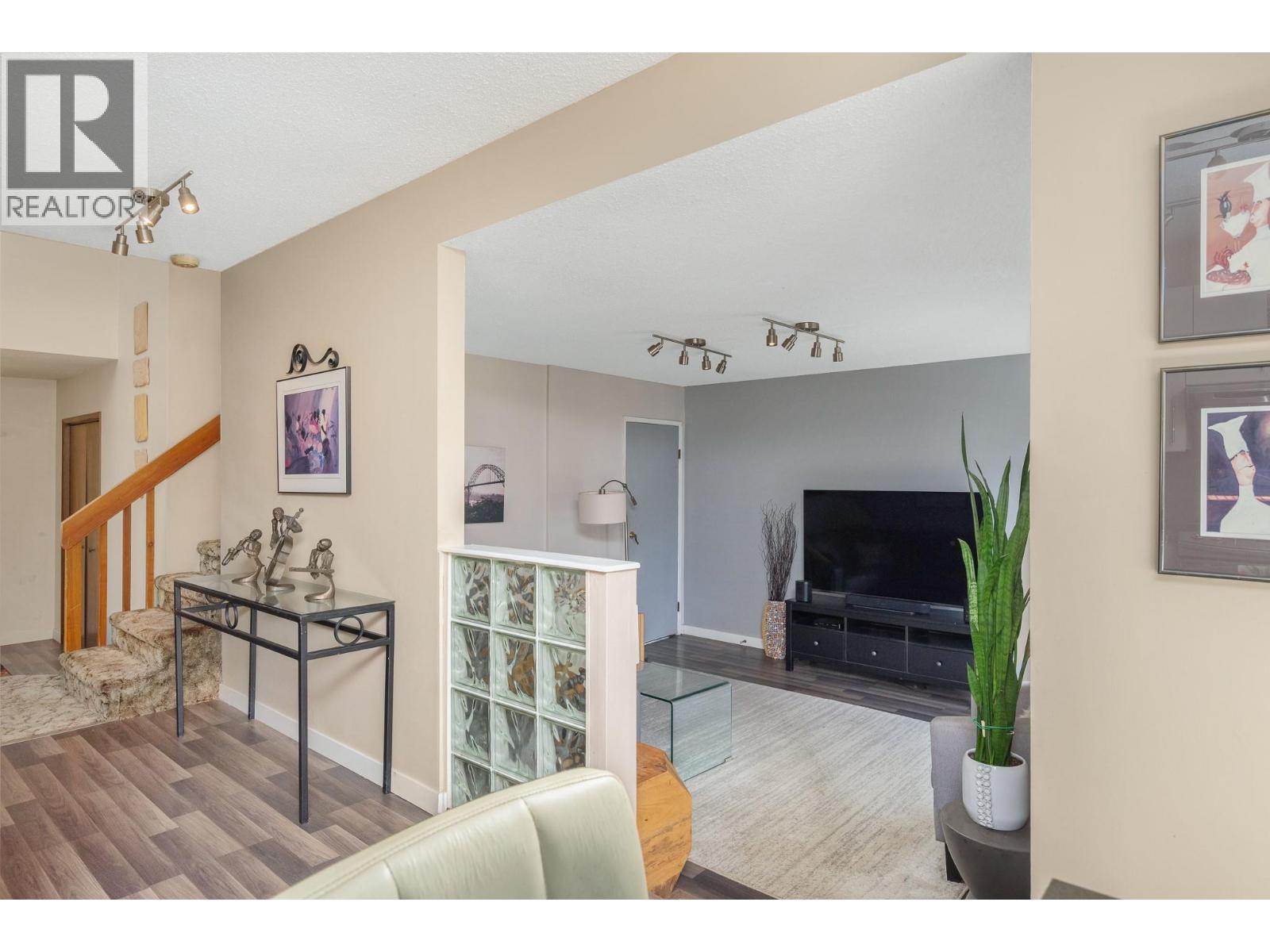 7807 Corona Court - Image 18